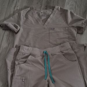 Figs Taupe Scrub Set with Teal Accent